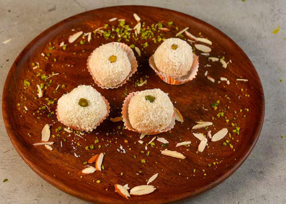 Chanar Kheer Kadam(10 Pieces)
