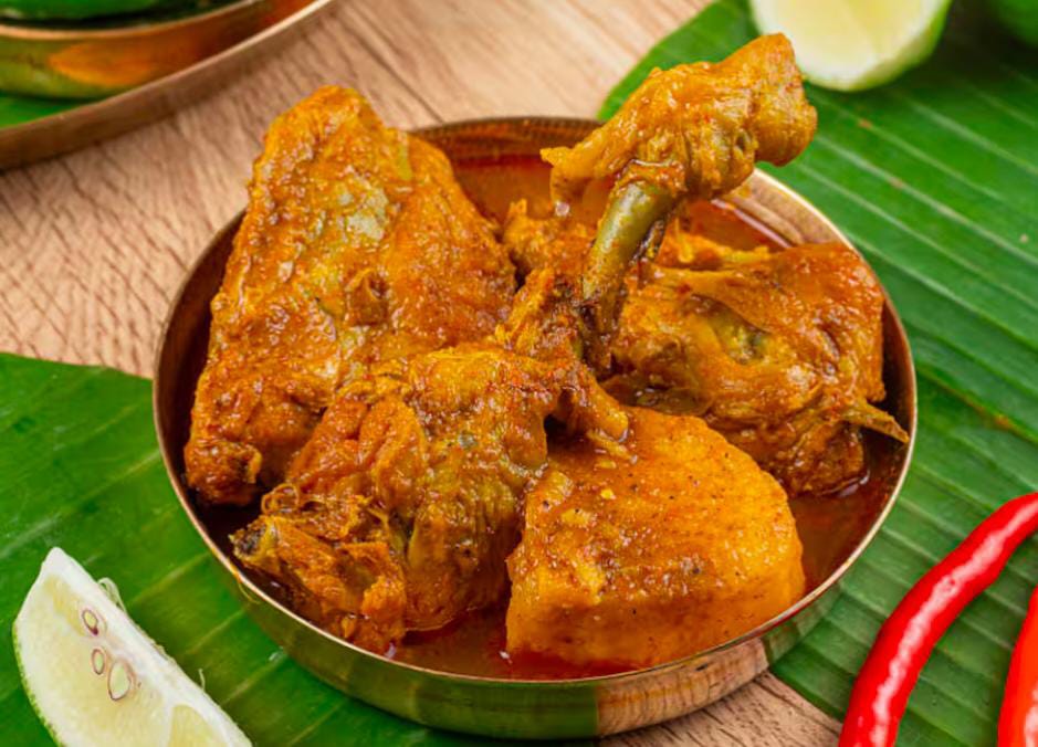 Alu diye chicken er jhol(3 Pieces)