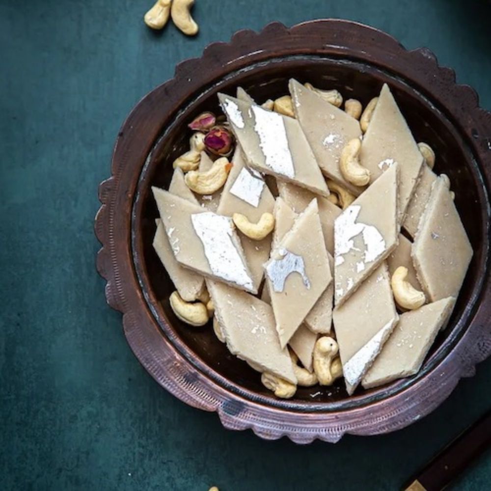 Kaju barfi